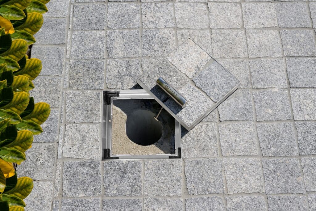 Why 316L stainless steel is a Superior Choice for Pool Areas with Stone Surfaces